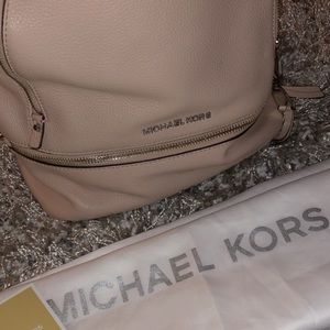 Michael Kors Rhea Zip backpack
